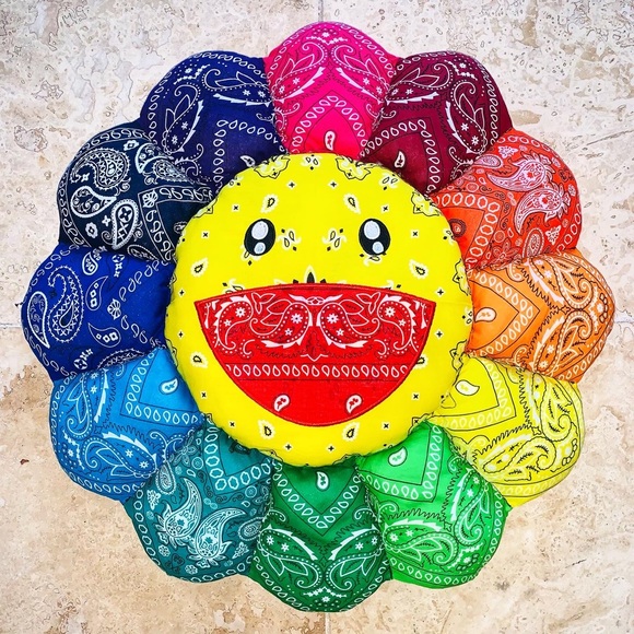 Custom 60cm bandana Murakami plush - Picture 2 of 7